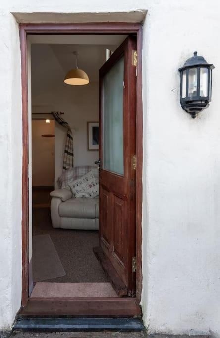 Coastal Cottage 'The Garden Cottage ' Hartland Bagian luar foto